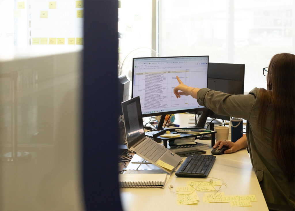 Servicios de consultoría para la transferencia tecnológica y científica